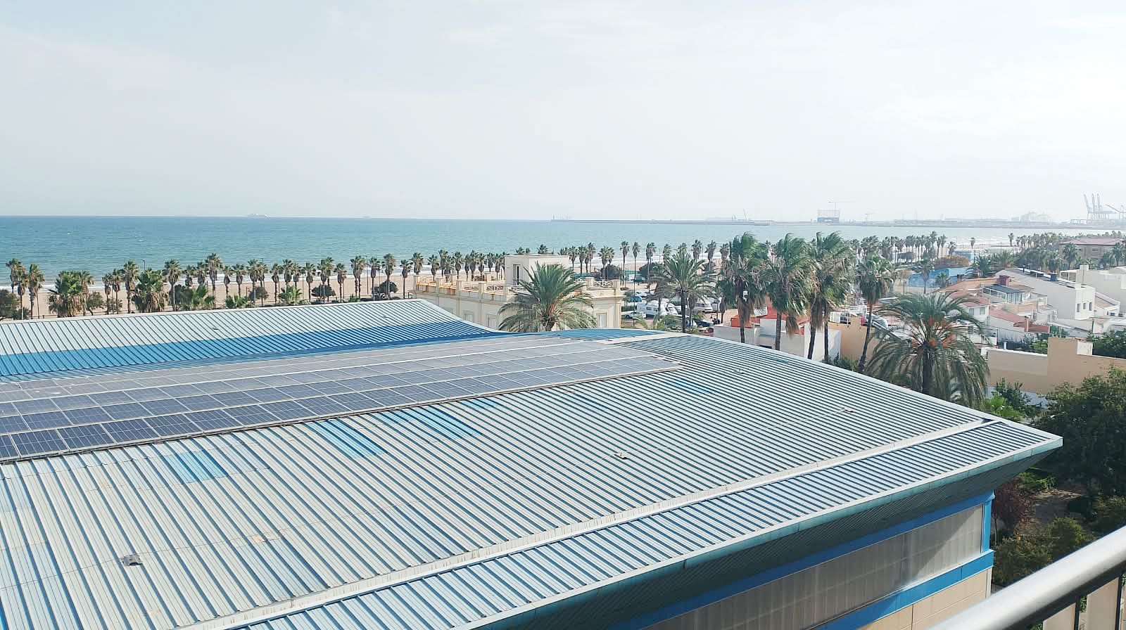 Vistas de la playa y la costa desde la 6.ª planta