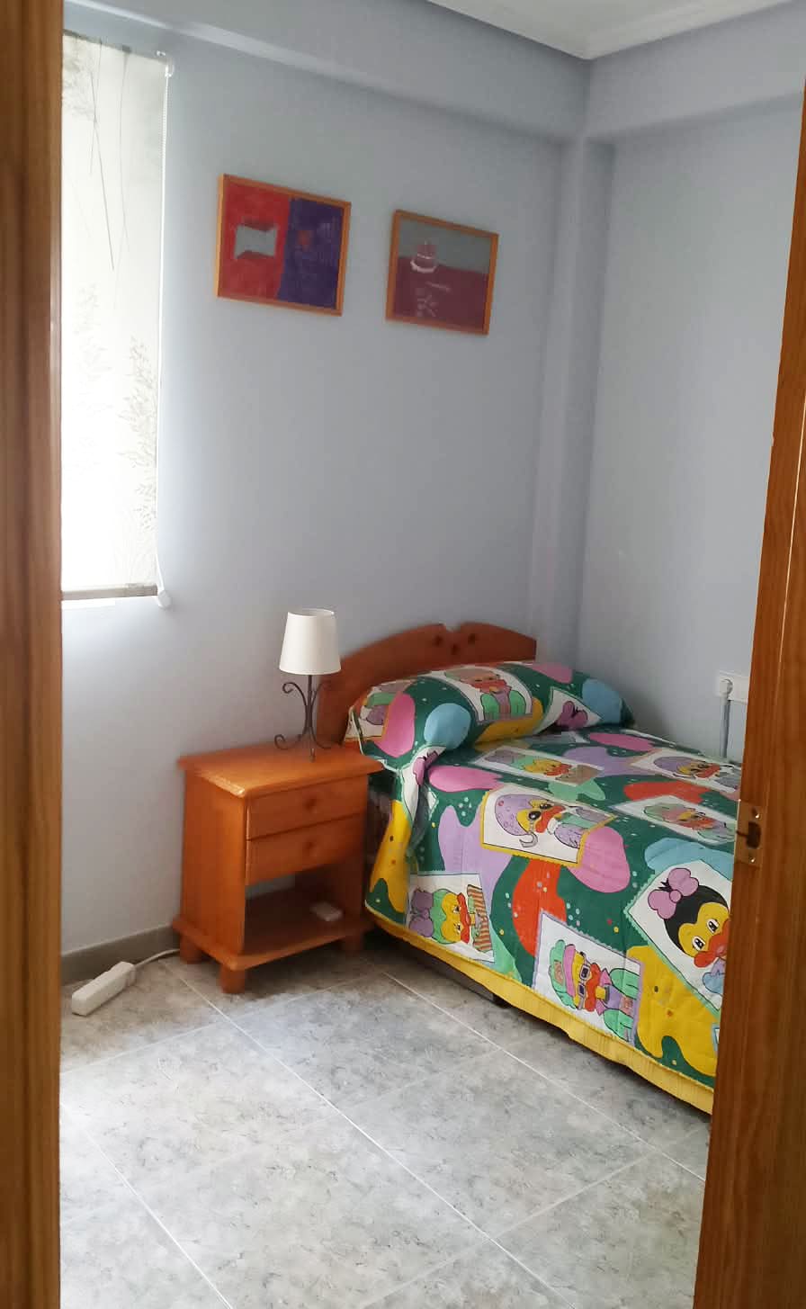 Habitación individual pequeña en Calle Cavite, Valencia – foto 2
