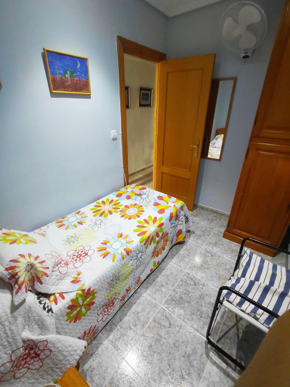Habitación individual pequeña en Calle Cavite, Valencia – foto 3